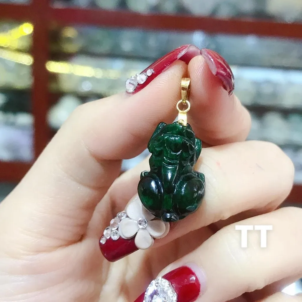 Mặt Dây Chuyền Tì Hưu Ngọc Cẩm Thạch Sơn Thủy Thiên Nhiên Móc Vàng Tây 10 Kara - Thắng Giang