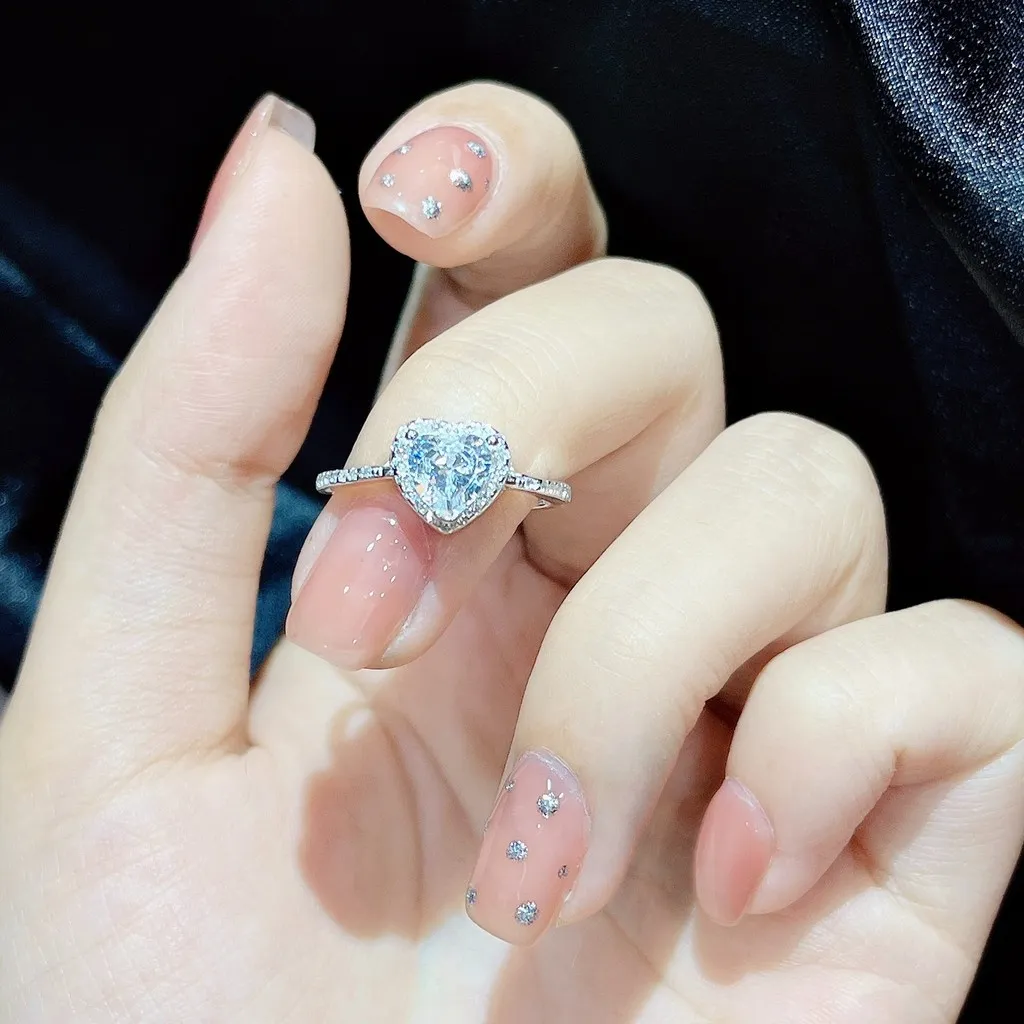 Nhẫn Trái Tim Cao Cấp Có Thẻ Hóa Đơn - Thắng Giang
