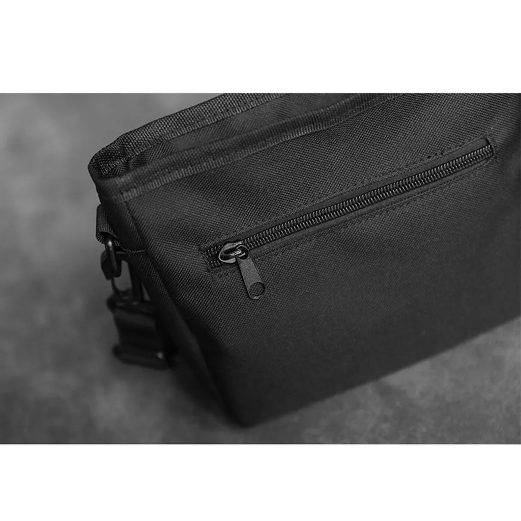 Alternative view of Túi Messenger Nam Đeo Chéo Nhỏ Gọn Vải Oxford Chống Thấm Nước Phong Cách Cổ Điển Tdc16