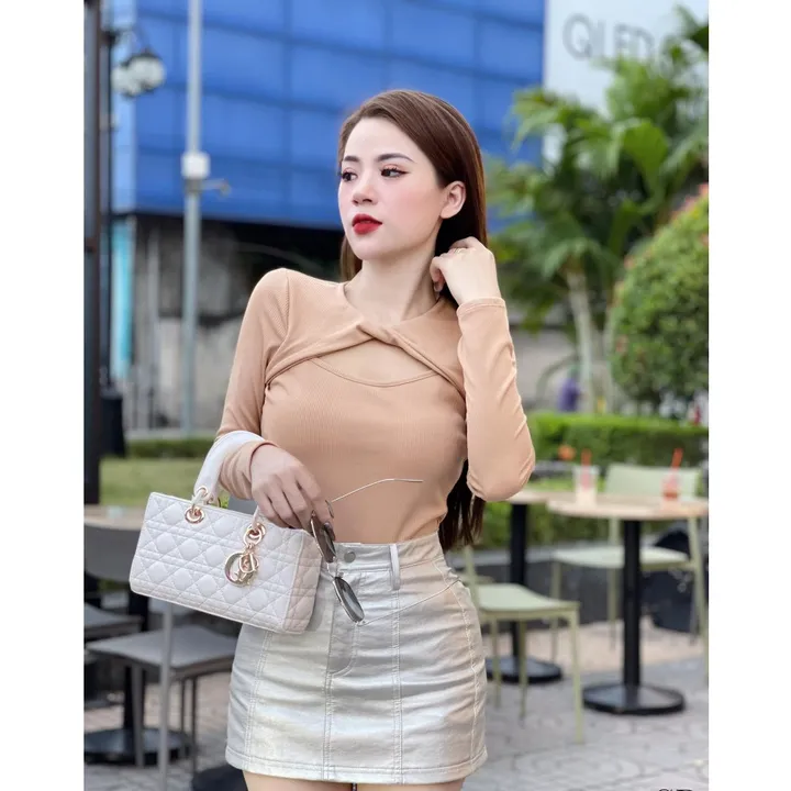 Alternative view of Áo Thun Dài Tay Xoắn Ngực Kiểu Dáng Sexy Dành Cho Bạn Nữ Slcxa209 - Chipxinhxk