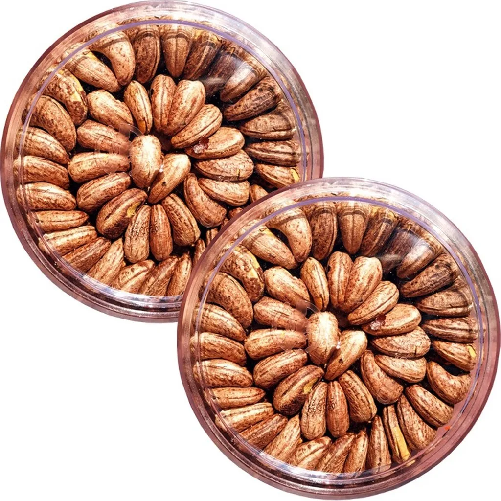 Alternative view of Hộp 500g Hạt Điều Cồ Rang Muối Nguyên Lụa Xếp Hoa Bình Phước Loại Ngon - Minh Ngọc