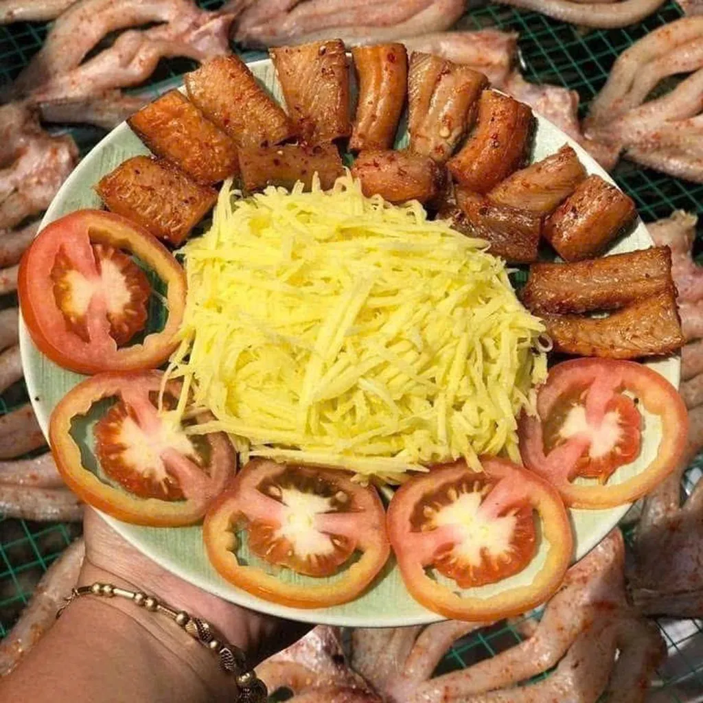 Alternative view of Khô Cá Lóc Tiêu Ớt Vị Đậm Đà 500g - Winnie House