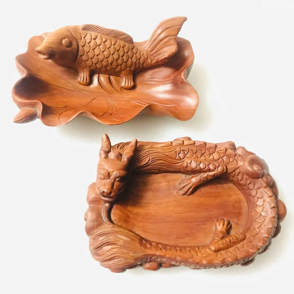 Gạt Tàn Thuốc Chạm Trổ Hoạ Tiết Long-ngư Bằng Gỗ Hương Ttgtdh048 - Tường Thuận