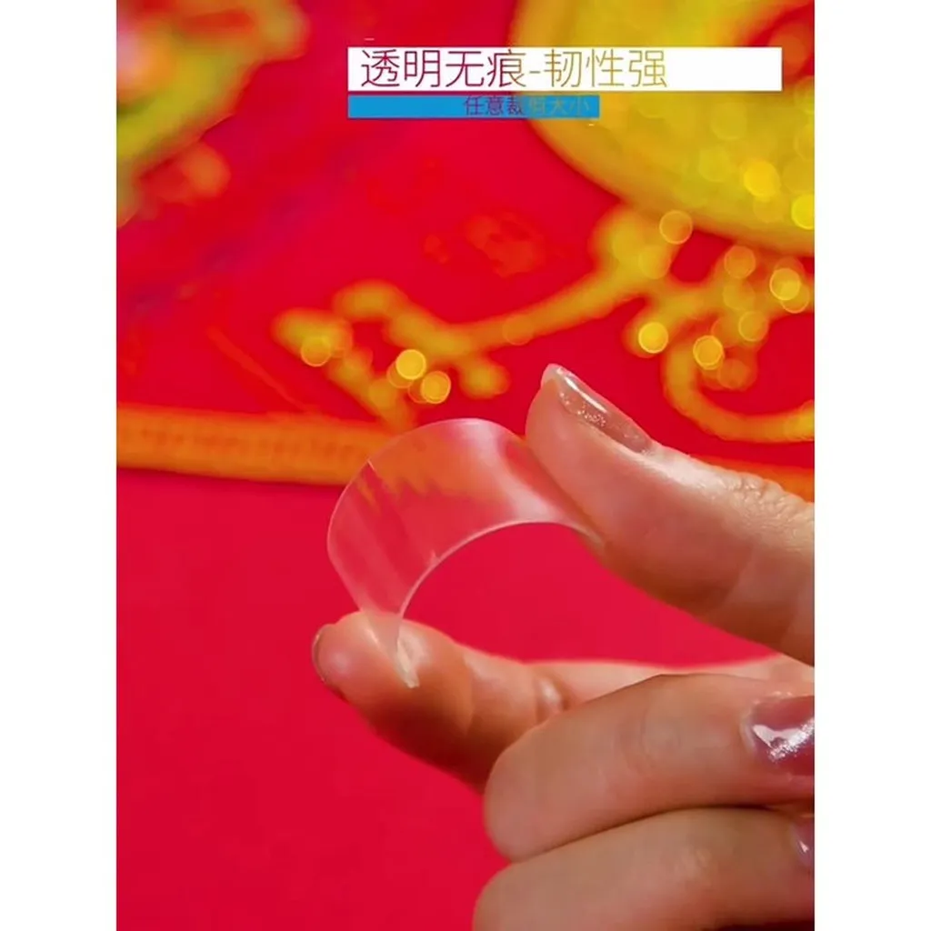 Alternative view of Hộp 60 Miếng Dán 2 Mặt Trong Suốt Siêu Dính Treo Đồ - Su