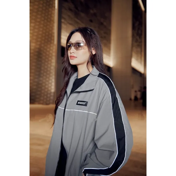 Alternative view of Áo Khoác Gió Nam Nữ Unisex Tay Phối Sọc Phản Quang, Kiểu Dáng Thể Thao, Năng Động Sldcg29 - Diepchi Fashion