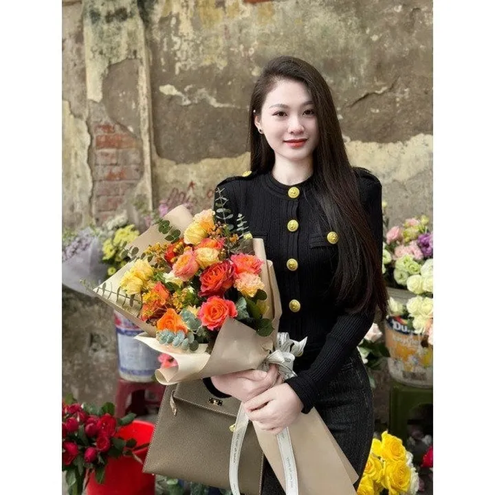 Alternative view of Áo Cardigan Dáng Ngắn, Cổ Tròn Phối Khuy Vàng 3 Màu Cực Xinh Sldca224 - Diepchi Fashion