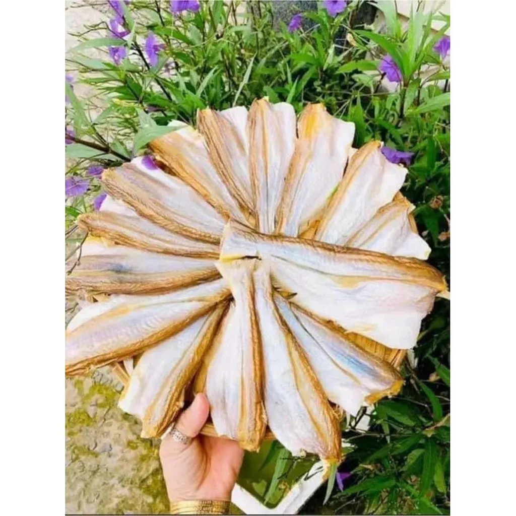Khô Dứa Baby Xẻ 3 Nắng Vừa Vị 500g - Winnie House