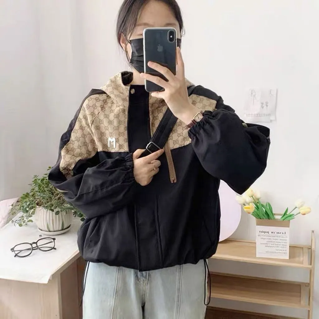 Alternative view of Áo Khoác Dù 2 Lớp Form Rộng Phối Họa Tiết - Lê Phương Boutique