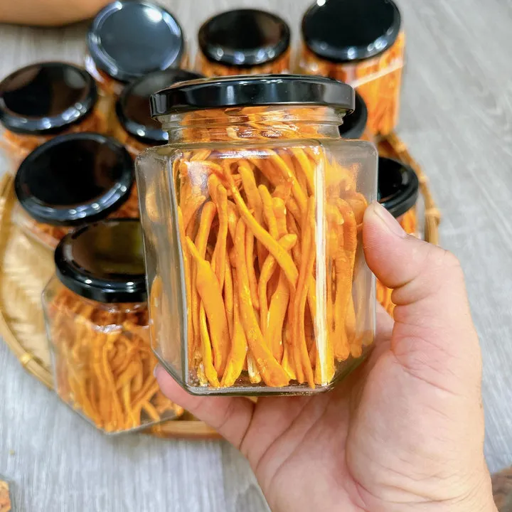 Đông Trùng Hạ Thảo Hũ 20gr Sấy Thăng Hoa Loại 1 Thượng Hạng - Nhân Việt