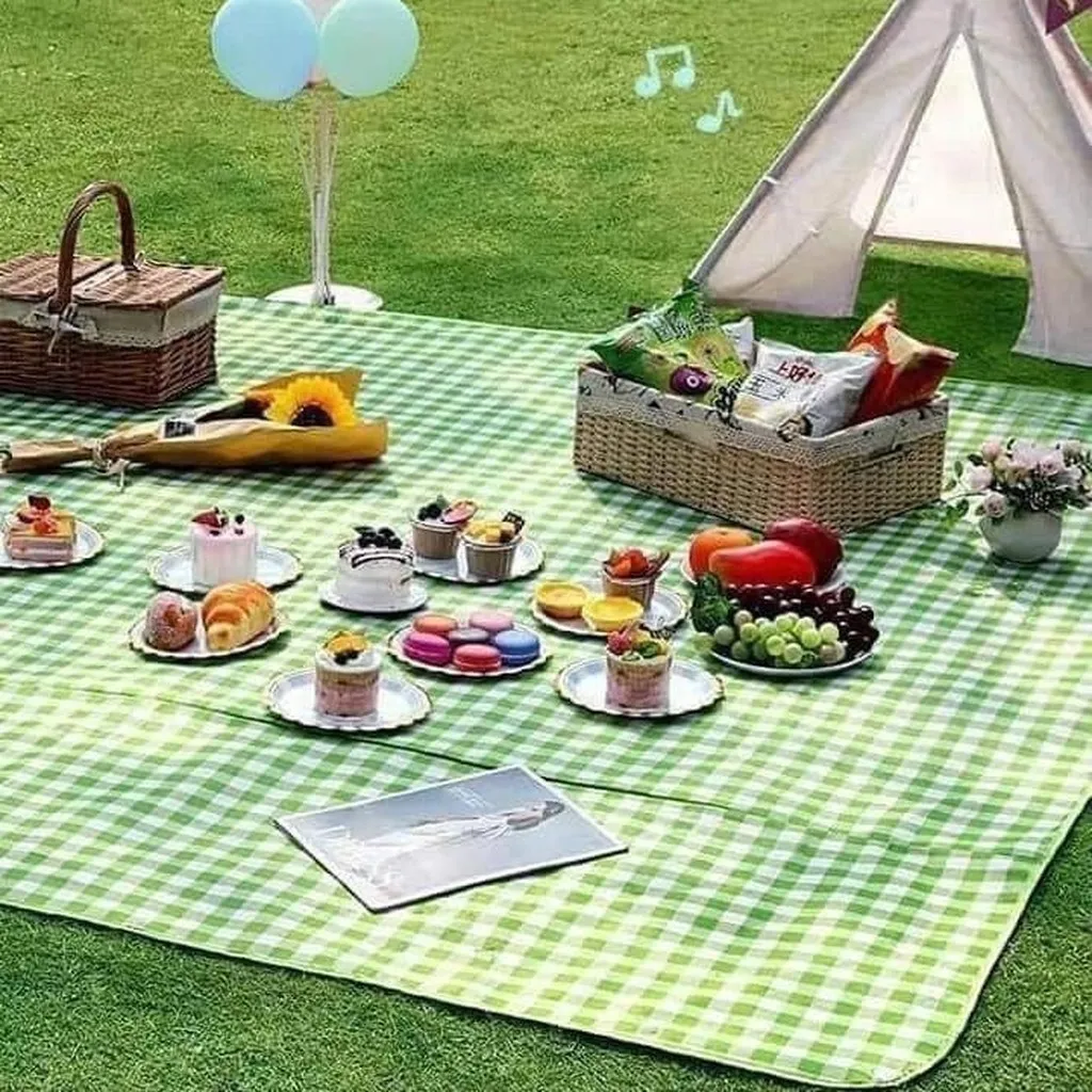 Alternative view of Thảm Picnic Gấp Gọn Loại 2m