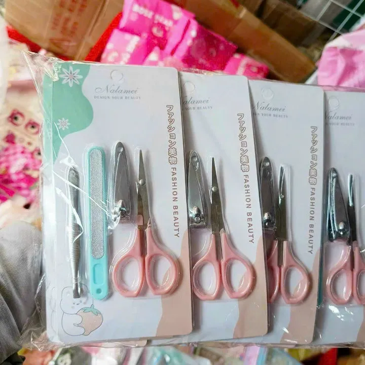 Bộ Bấm Móng 4 Món Tiện Lợi