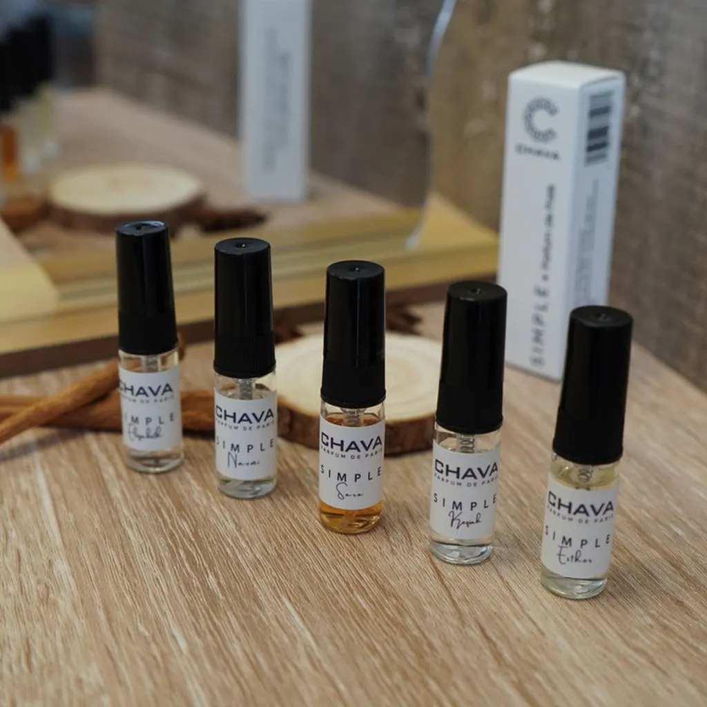 Alternative view of Nước Hoa Simple 3ml Nam/nữ - Chava