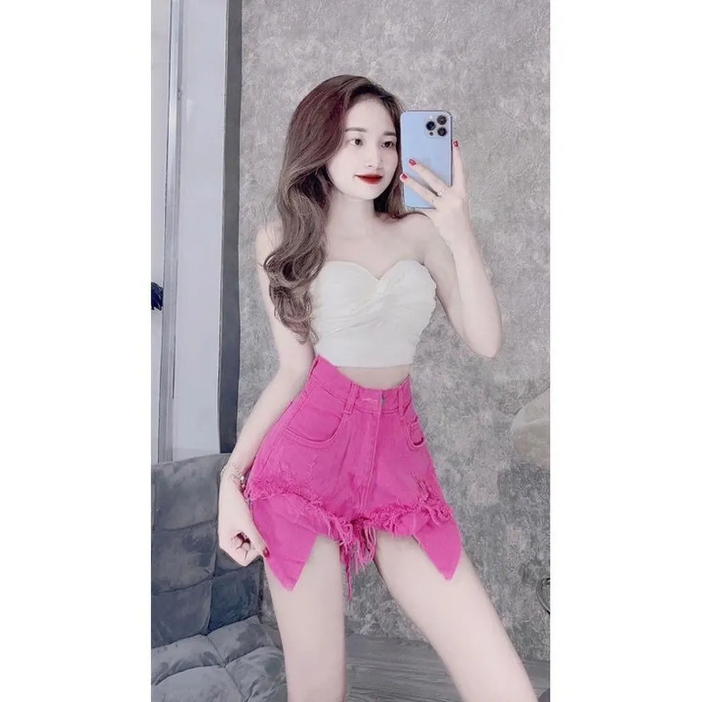Alternative view of Quần Sort Jean Rách Tua Rua Lồi Túi - Lê Phương Boutique