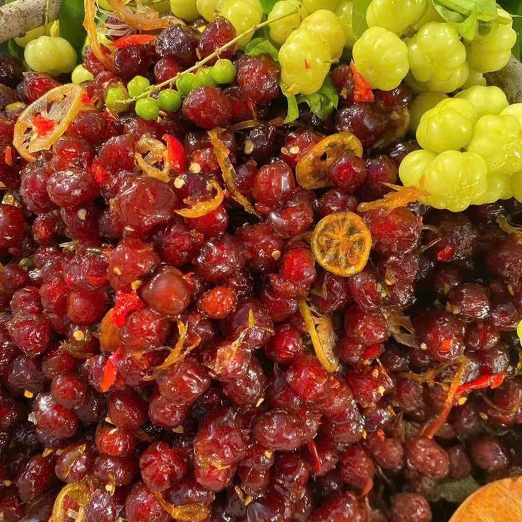 Alternative view of Chùm Ruột Rim Muối Tắc Siu Ngon 500g - Winnie House