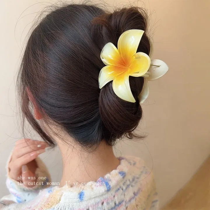 Alternative view of Kẹp Tóc Hoa Sứ Nhiều Màu Cho Nữ Size Đại 9cm - Dâu Shop
