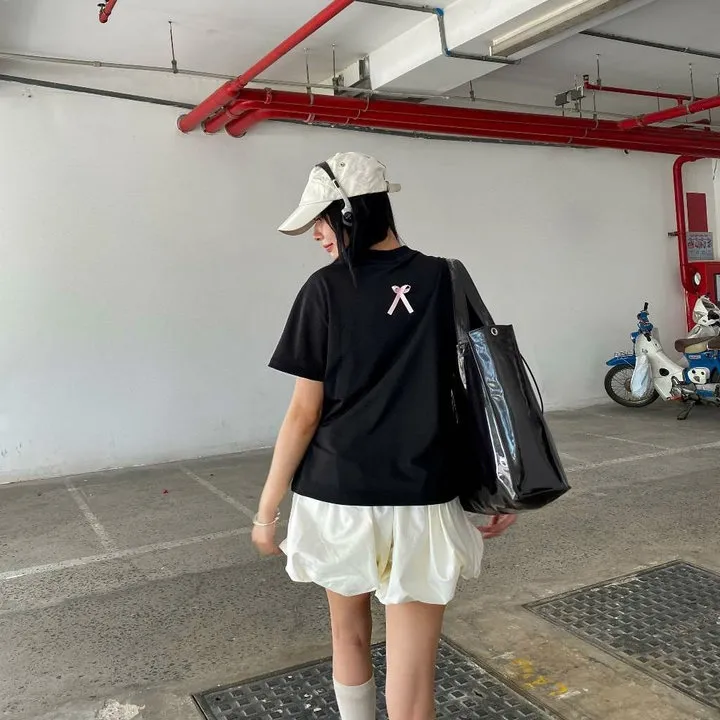 Alternative view of Áo Thun Nữ Cổ Tròn Đính Nơ Trước Ngực Và Sau Áo Chất Thun Cotton Co Giãn Thoáng Mát -htm Fashion