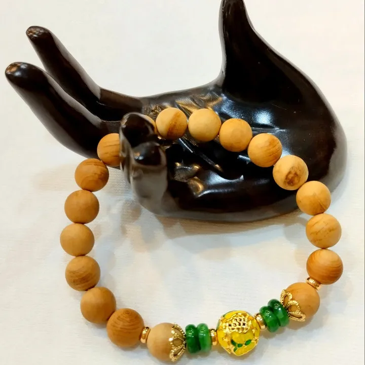 [dây] Vòng Tay Gỗ Đàn Hương Phối Charm - Ttvtgdh - Tường Thuận