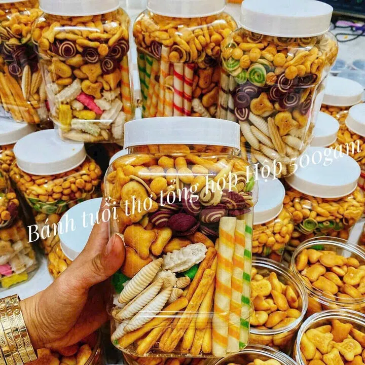 Bánh Quy Mặn Ngọt, Siêu Phẩm Gây Thương Nhớ Của Tuổi Thơ 500g - Winnie House