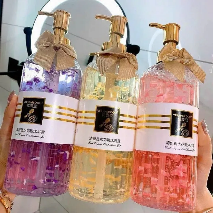 Sữa Tắm Hương Hoa Kèm Cánh Hoa 760g Nội Địa Trung -gdn