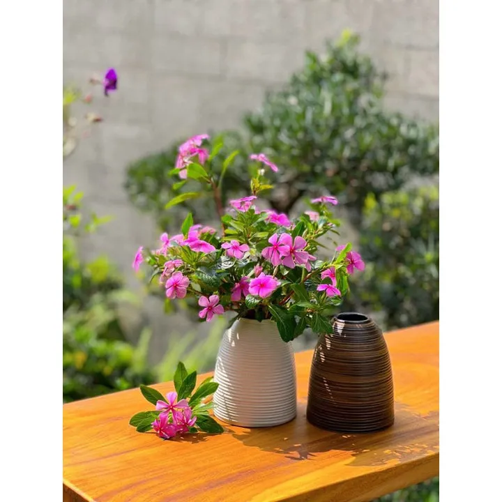 Alternative view of Bình Cắm Hoa Gốm Bát Tràng Dáng Chuông, Size Mini Cao 15cm - Chipxinhxk