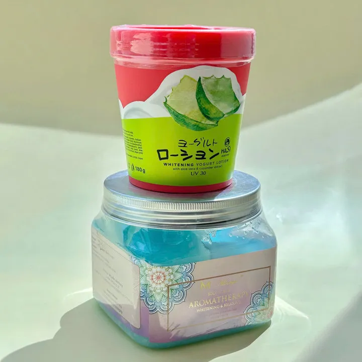 Alternative view of Combo Dương Sáng Body: Muối Tắm Và Lotion