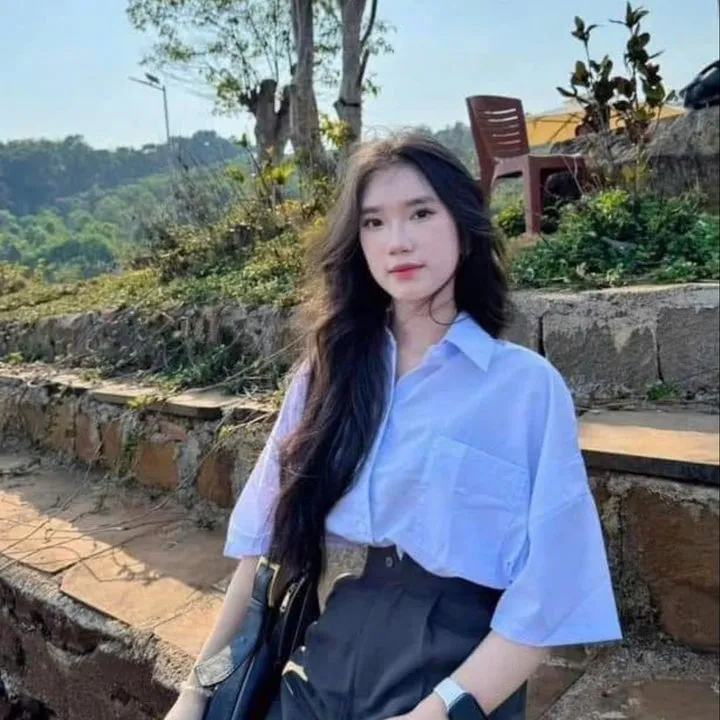 Áo Sơ Mi Trắng Cộc Tay Học Sinh