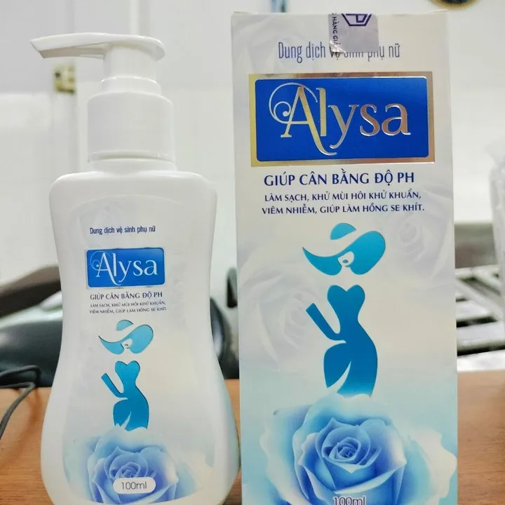 Alternative view of Dung Dịch Vệ Sinh Phụ Nữ Alysa 100ml L002 - Lady's Passion