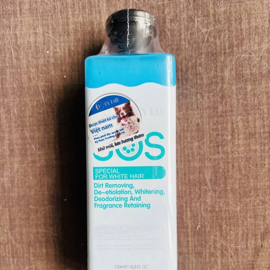 Alternative view of Sữa Tắm Sos Dưỡng Trắng Lông 530ml Cho Thú Cưng Chó Mèo