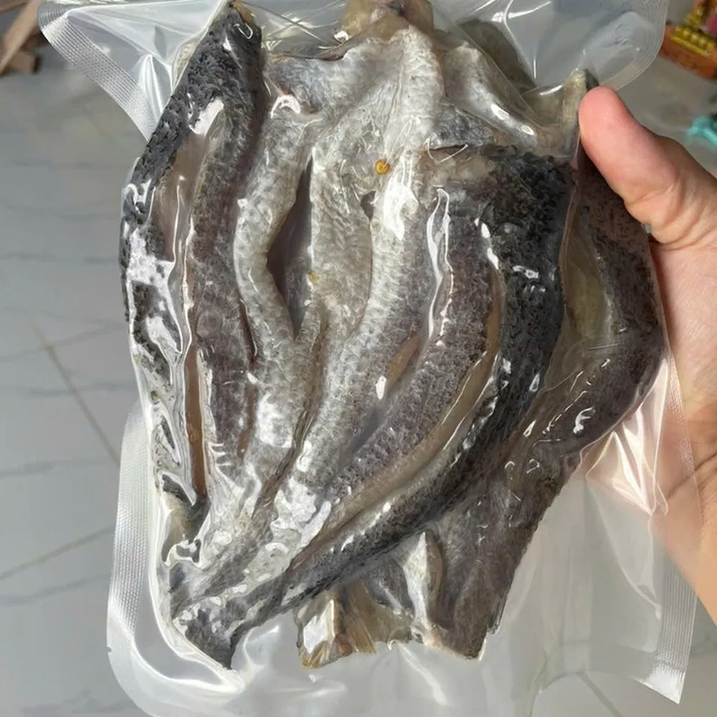 Alternative view of Khô Cá Lóc 3 Nắng Ướp Mặn Vừa Ăn 500g - Vựa Khô Bến Tre