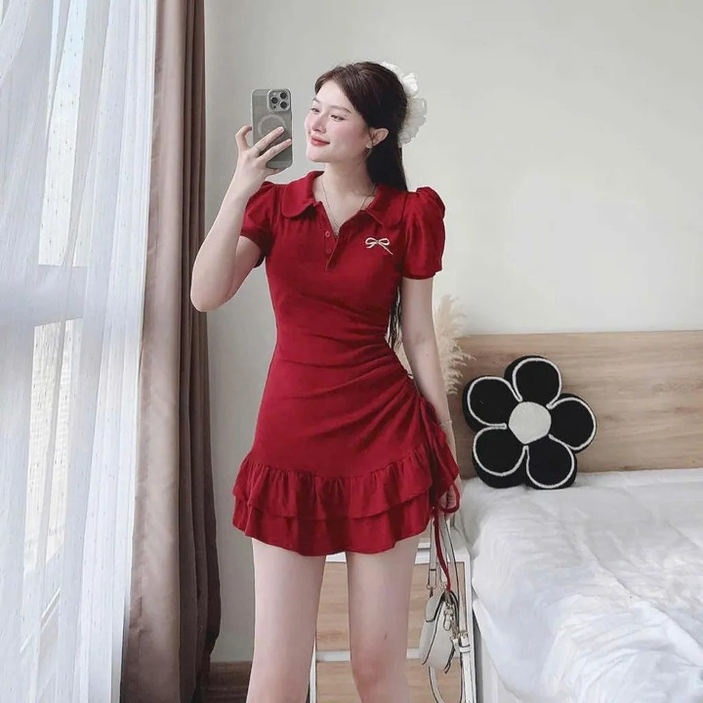 Đầm Body Nữ Vải Borip Tici Màu Đỏ Cổ Bẻ Thêu Nơ Dây Rút Eo Tp72 - Golden Dream