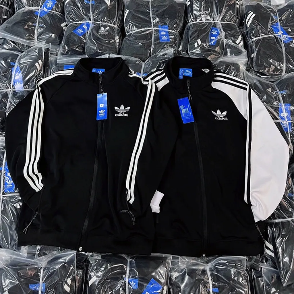 Áo Khoác Thể Thao Nam, Nữ 3 Sọc Adidas - Gdn