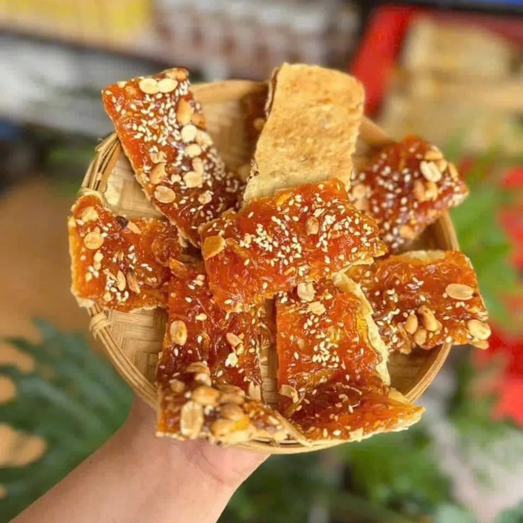 Mứt Xoài Đế Bánh Phồng - Thơm Ngon Khó Quên 500g - Winnie House