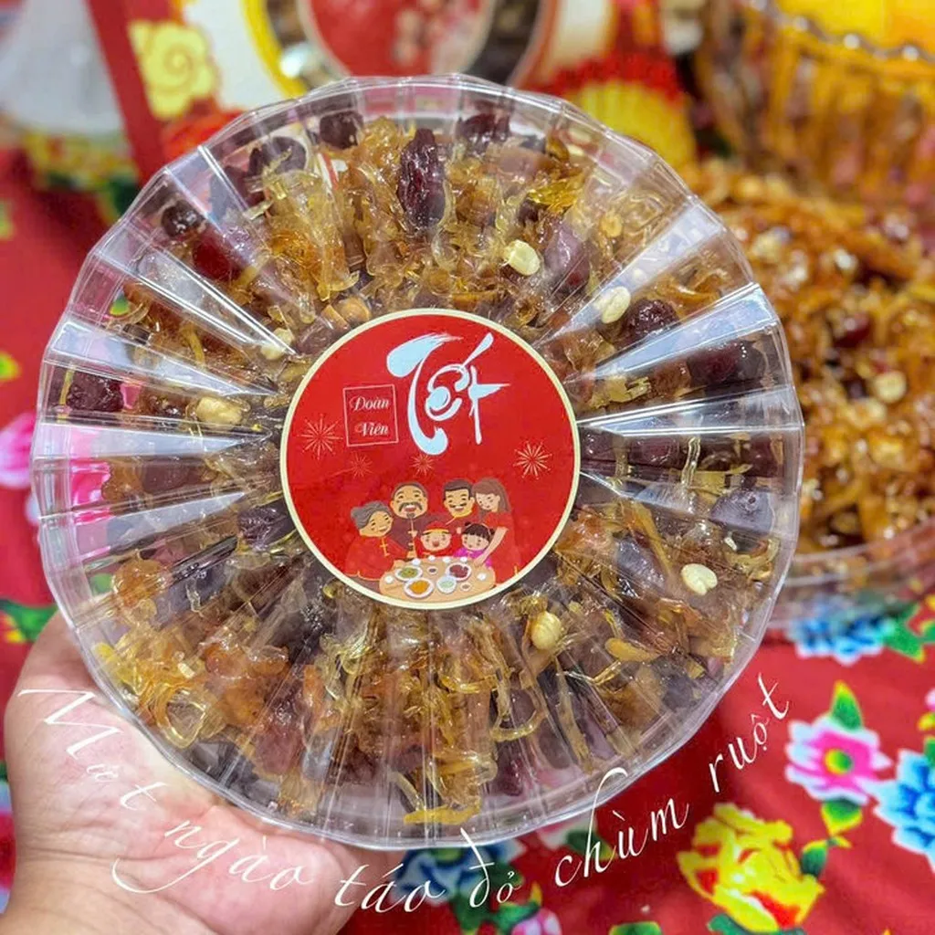 Alternative view of Mứt Ngào Táo Đỏ Chùm Ruột, Thơm Ngon Khó Quên 500g - Winnie House