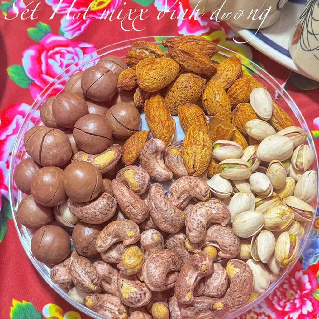 Sét Hạt Mix Dinh Dưỡng: Nạp Đầy Năng Lượng Mỗi Ngày 500g - Winnie House