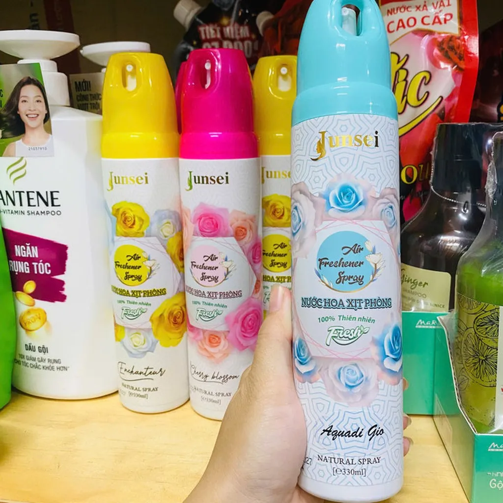 Alternative view of Nước Hoa Xịt Thơm Phòng Air Fresh Thiên Nhiên Chai 330ml L098 - Lady's Passion
