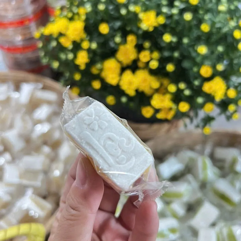 Alternative view of Bánh In Mini: Món Bánh Của Tuổi Thơ 500g - Winnie House